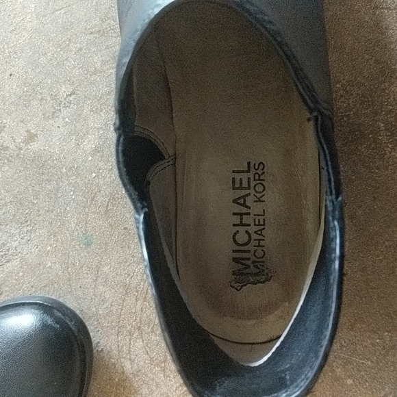 Michael Kors Black Leather Ankle Chelsea Boots Women’s Size 6 - Picture 5 of 7